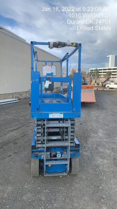 2020 Genie GS-2632 Solid NM Tires, Folding Rails with half-height swing gate, Beacon