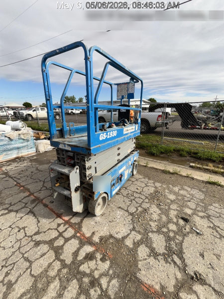 2019 Genie GS-1930 Fixed Rails with Chain Entry