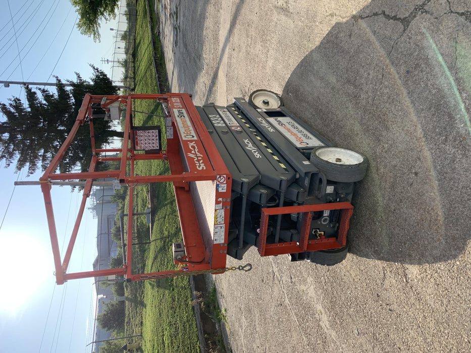 2018 Skyjack SJIII-3226 Skyjack SJIII3226 Scissor Lift w/Trojan Batteries