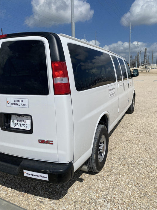 2022 GMC Savana 3500