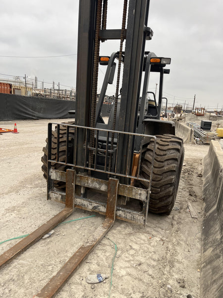 2021 CASE 588H