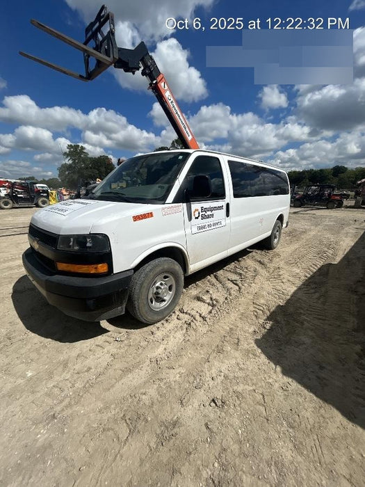 2023 CHEVROLET Express Van - Rental
