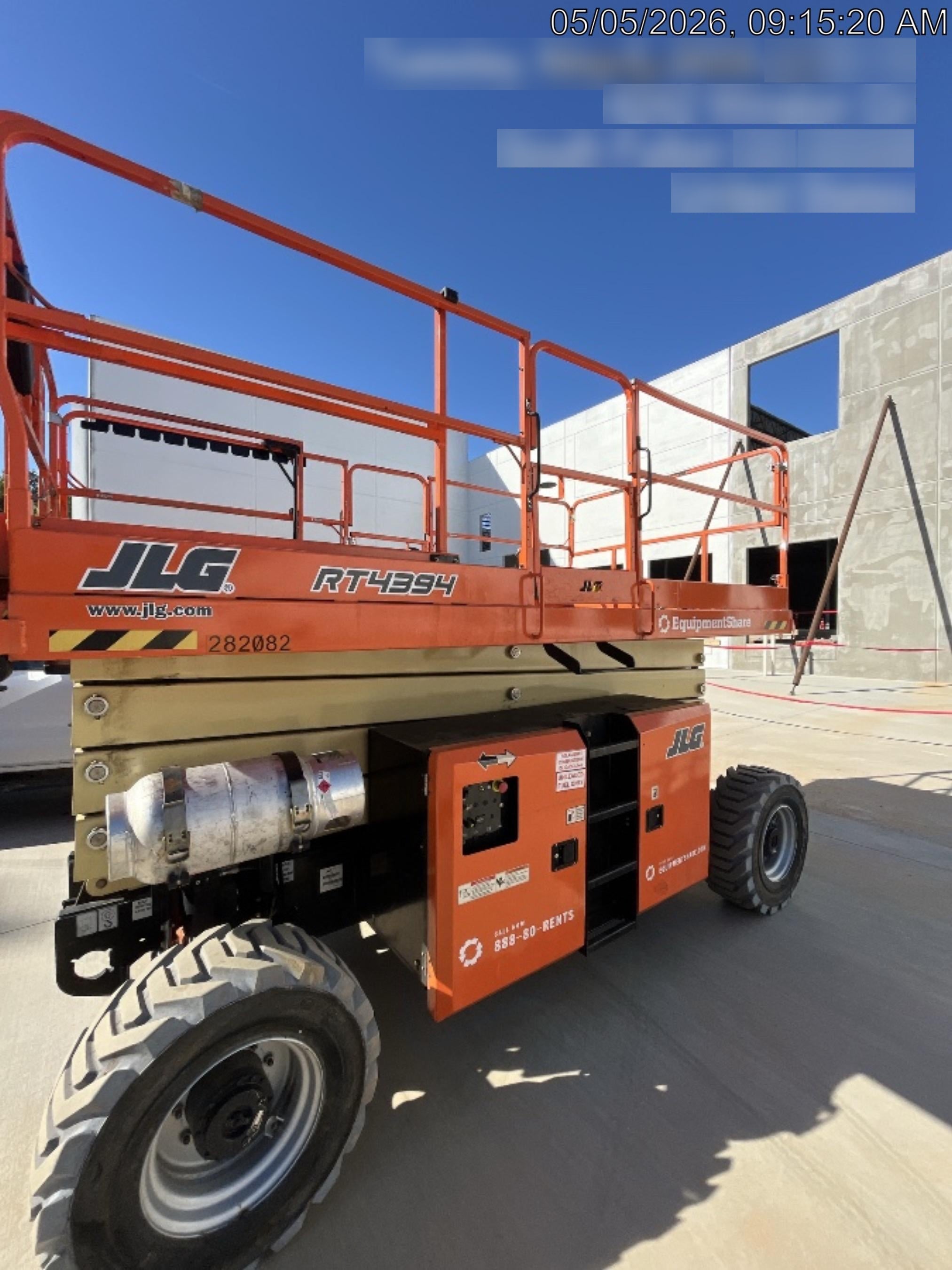 2022 JLG RT4394