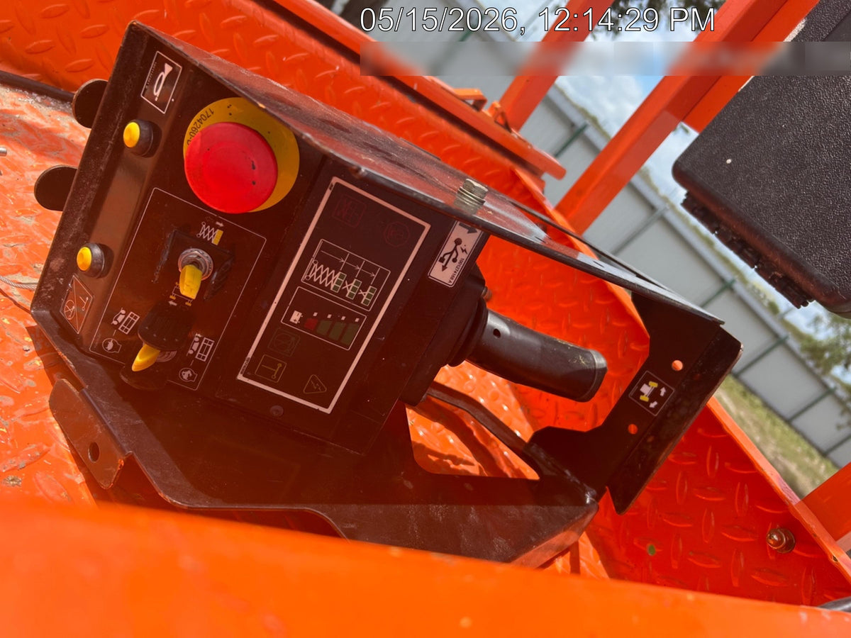 2025 JLG ES1932