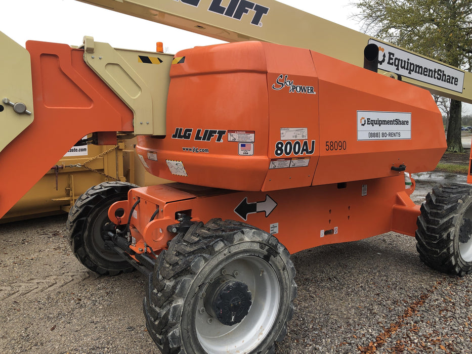 2019 JLG 800AJ