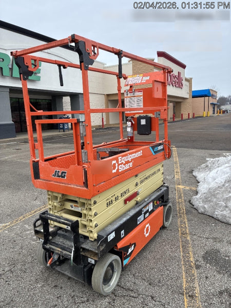2025 JLG ES1932