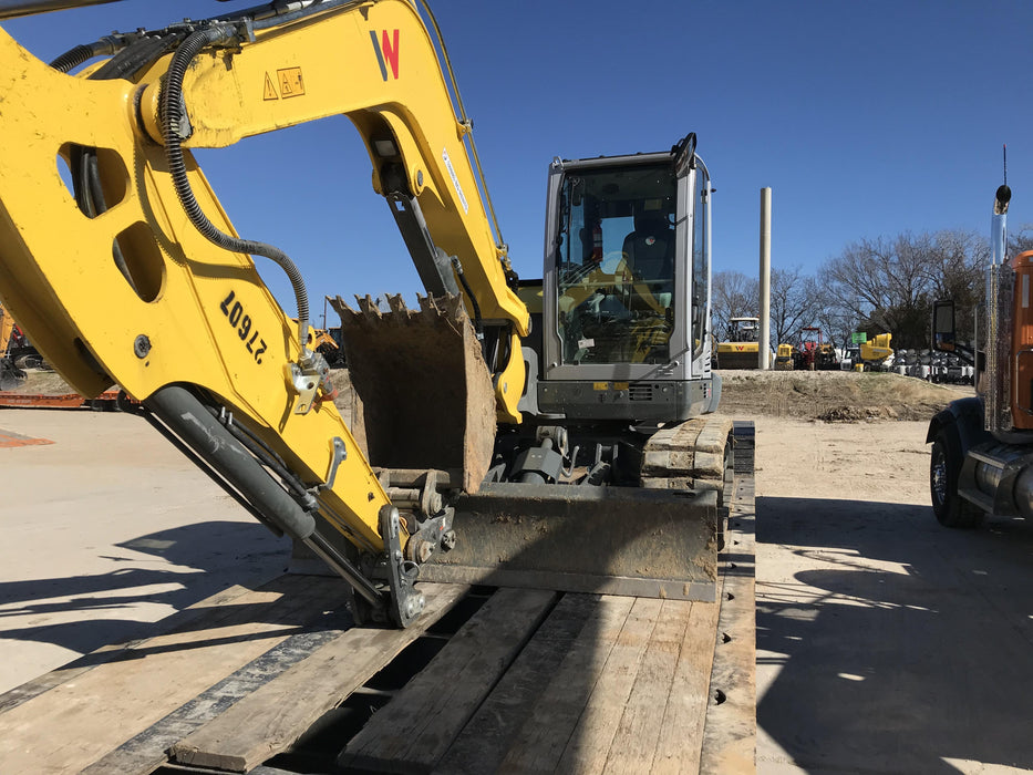 Wacker Neuson ET90 Enclosed Cab, Hybrid Tracks, Long Dipperstick, Bucket