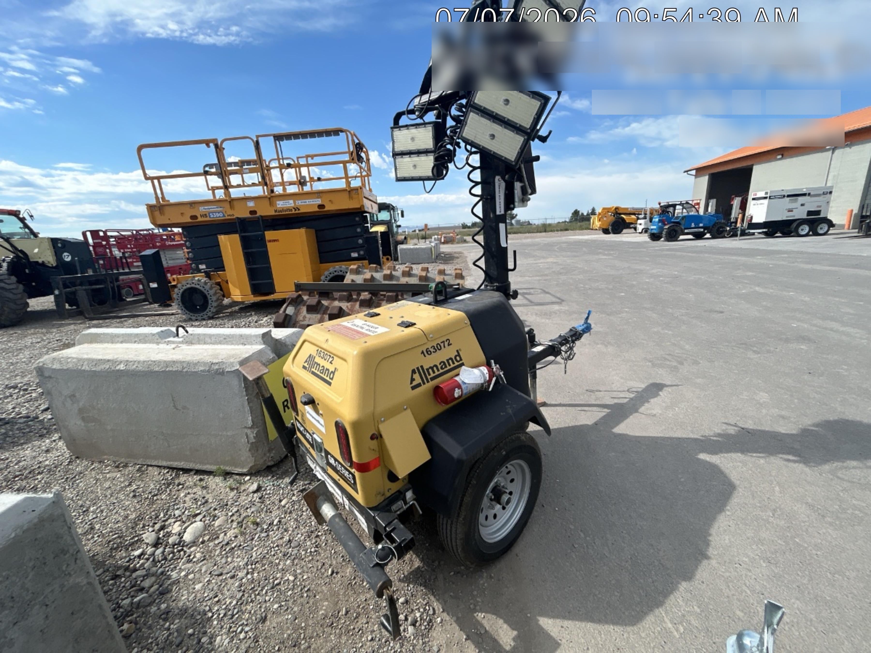 2021 Allmand NLV3GR (4) LED Light Fixture 350W, 23' Vertical Mast, 3kW Prime, Towable, Deep Sea L401, Leveling Jacks, Yanmar T4F 5.8hp