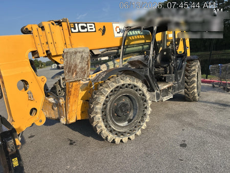 2022 JCB 510-56