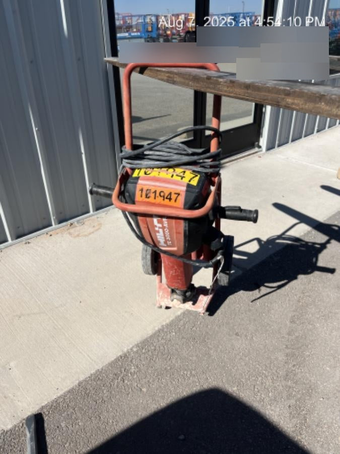 2020 HILTI TE 3000-AVR