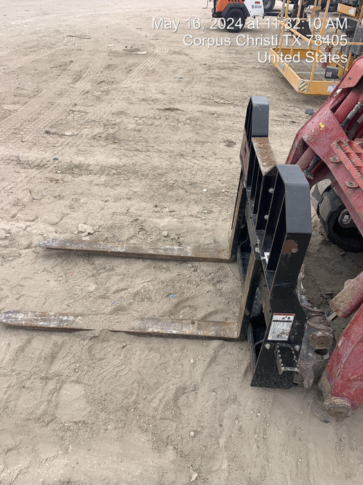 2024 VIRNIG 48" Pallet Forks - Virnig