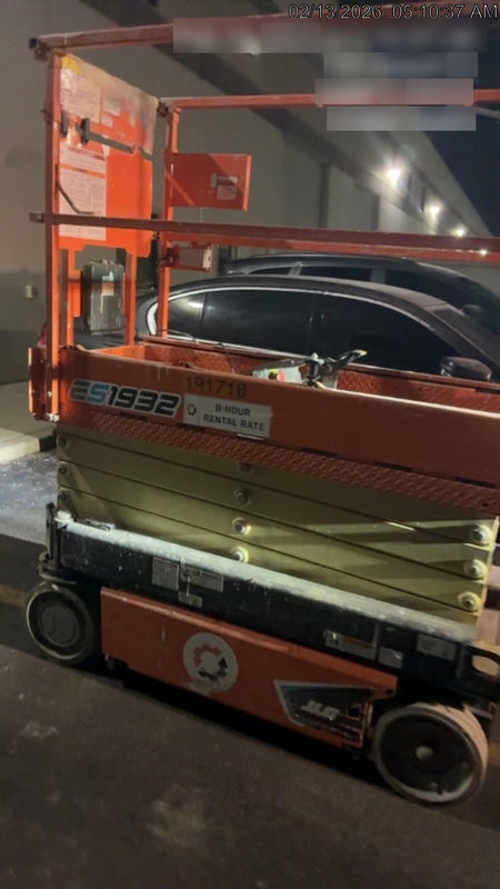 2021 JLG ES1932