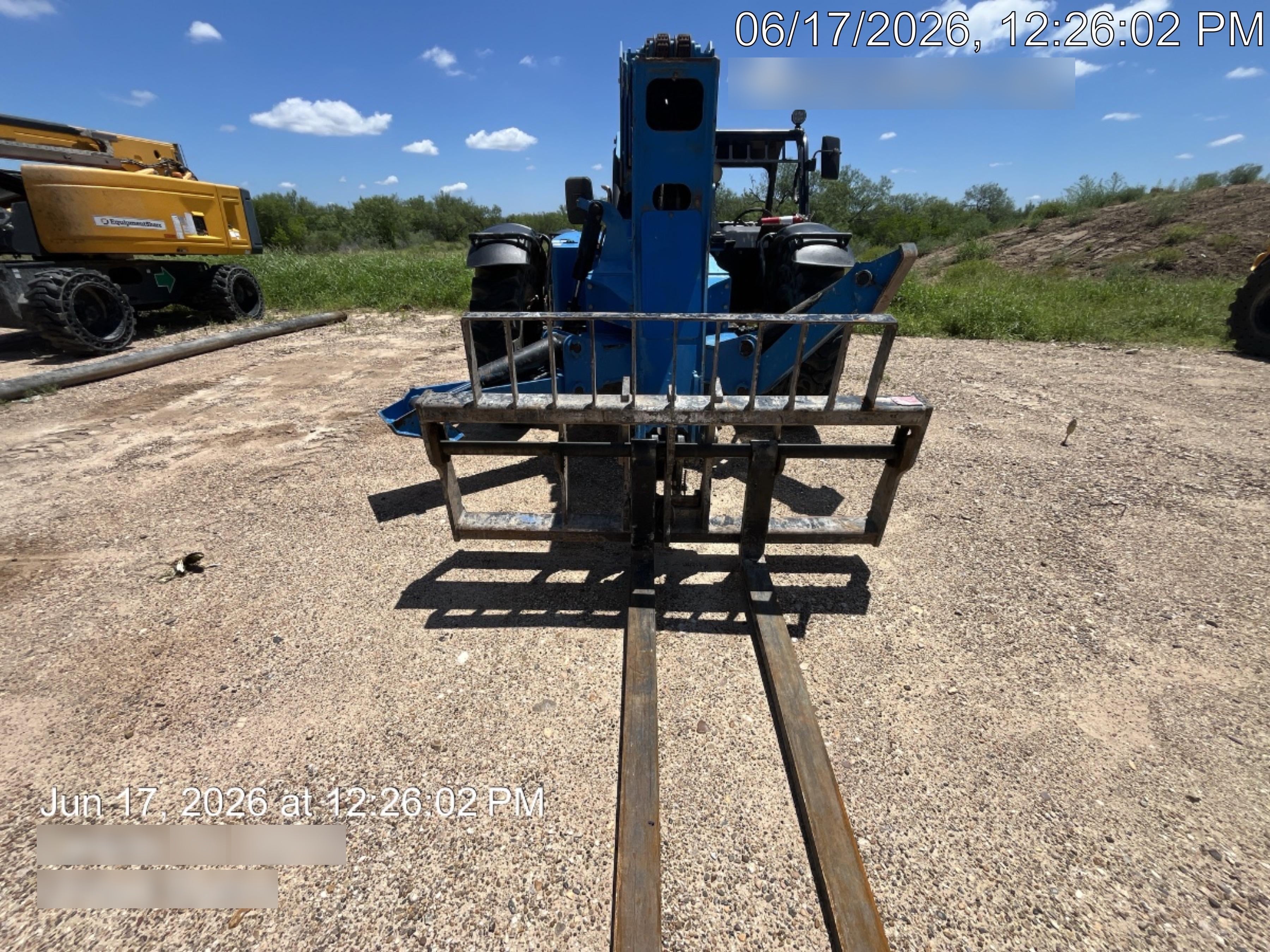 2016 Genie GTH-1056 Genie GTH1056, Solid Tires, 60" carriage, Open ROPS