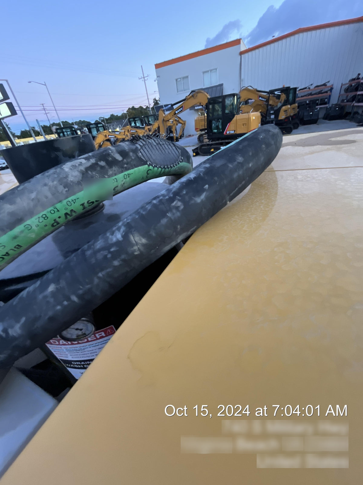 2022 Vac-Tron LP573XDT T4 Koehler Diesel Engine, 500 Gallon Debris Tank, x2 100 Gallon Water Tanks
