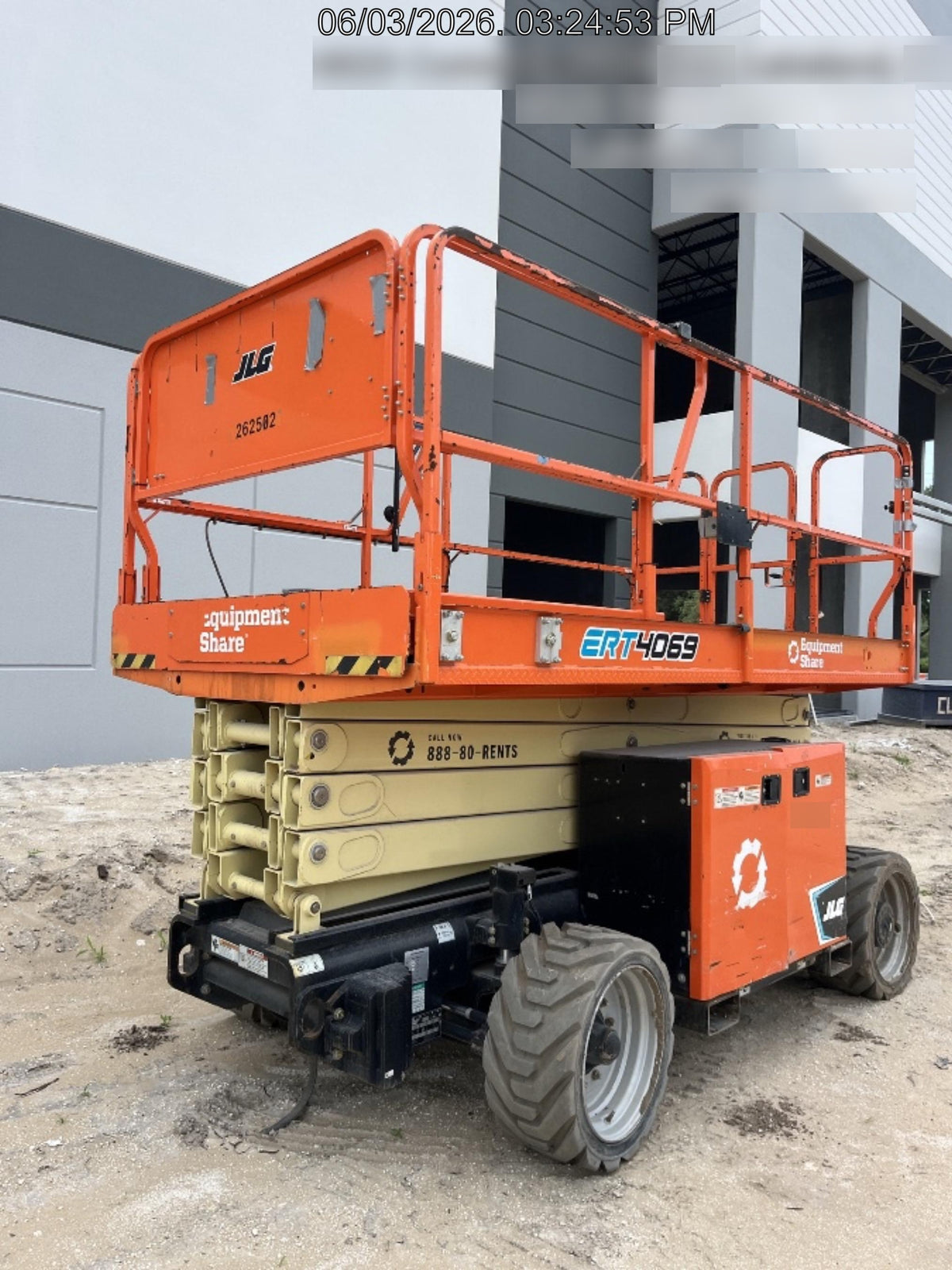2022 JLG ERT4069