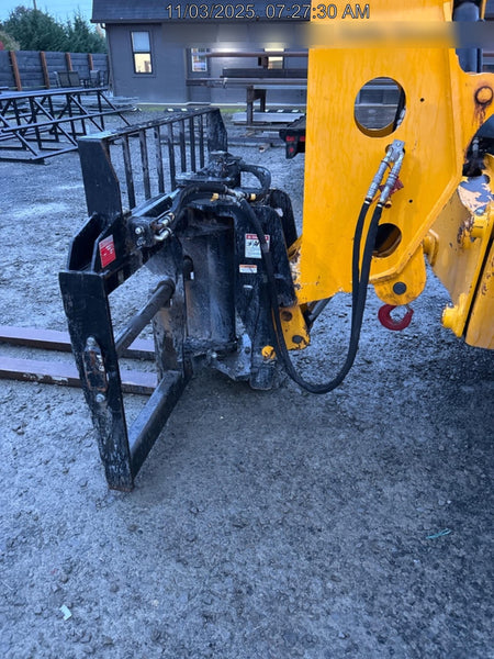 2022 JCB 332/E5286