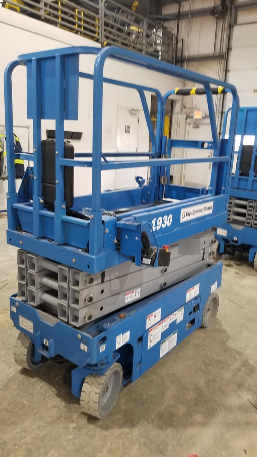 2020 Genie GS-1930 Solid Non Marking Tires, Beacon, Folding rails with half height swing gate