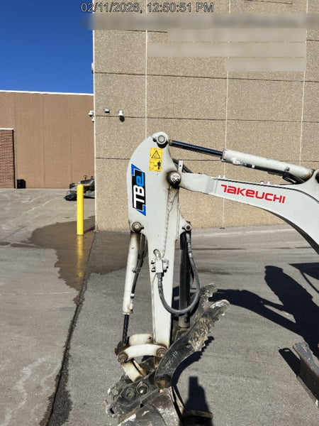 2022 TAKEUCHI TB20e