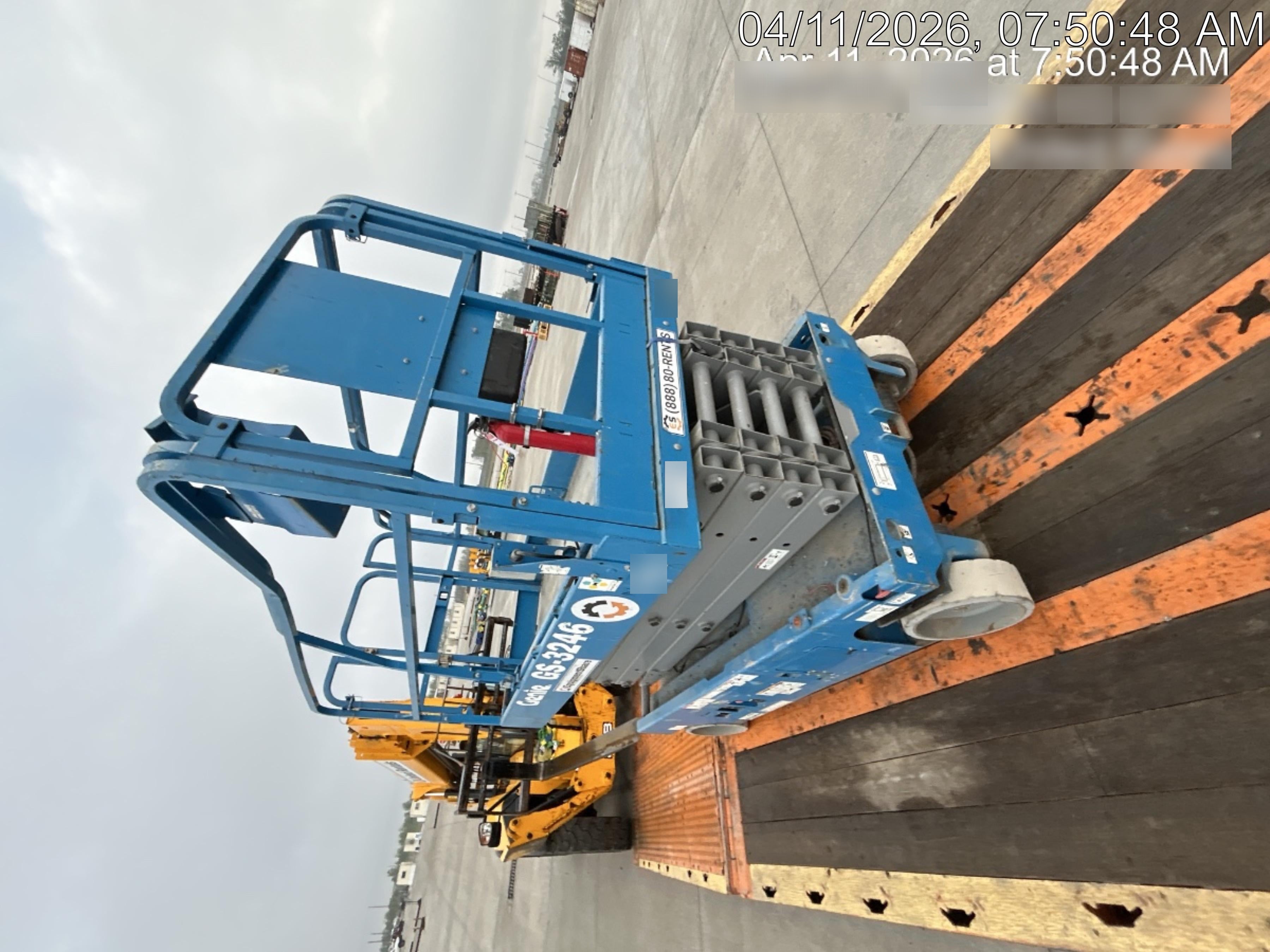 2018 Genie GS-3246 GS-3246 w/Folding rails, Full height swing gate