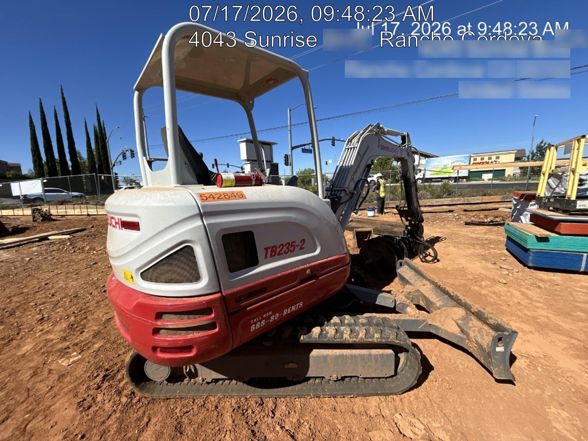 2025 TAKEUCHI TB235-2R