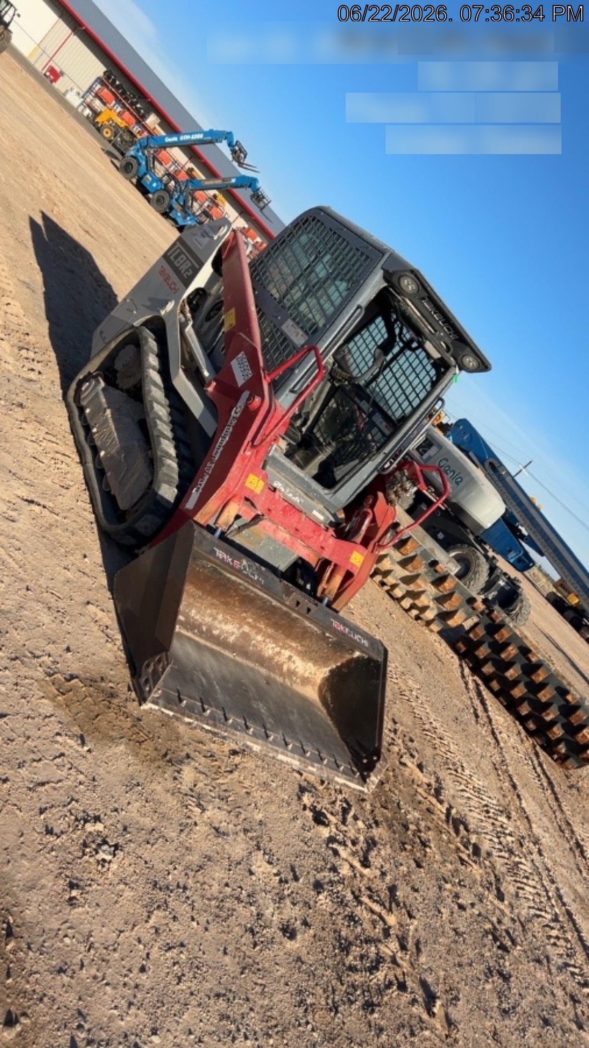 2022 TAKEUCHI TL8R2-CR