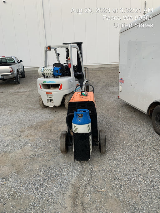 2021 Lincoln Electric Ranger 305 LPG LPG One-Pak (includes undercarriage, tank holder & tank strap) ORANGE