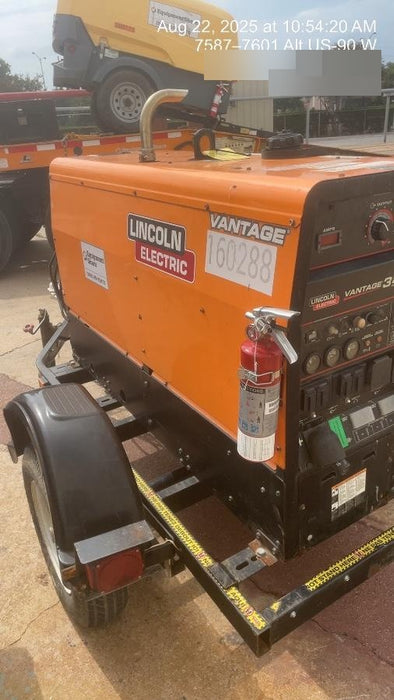 2021 Lincoln Electric Vantage 322 Vantage 322 Ready Pak 3 w/ Decals, ORANGE (includes trailer, cable rack, fender light kit) NO Telematics