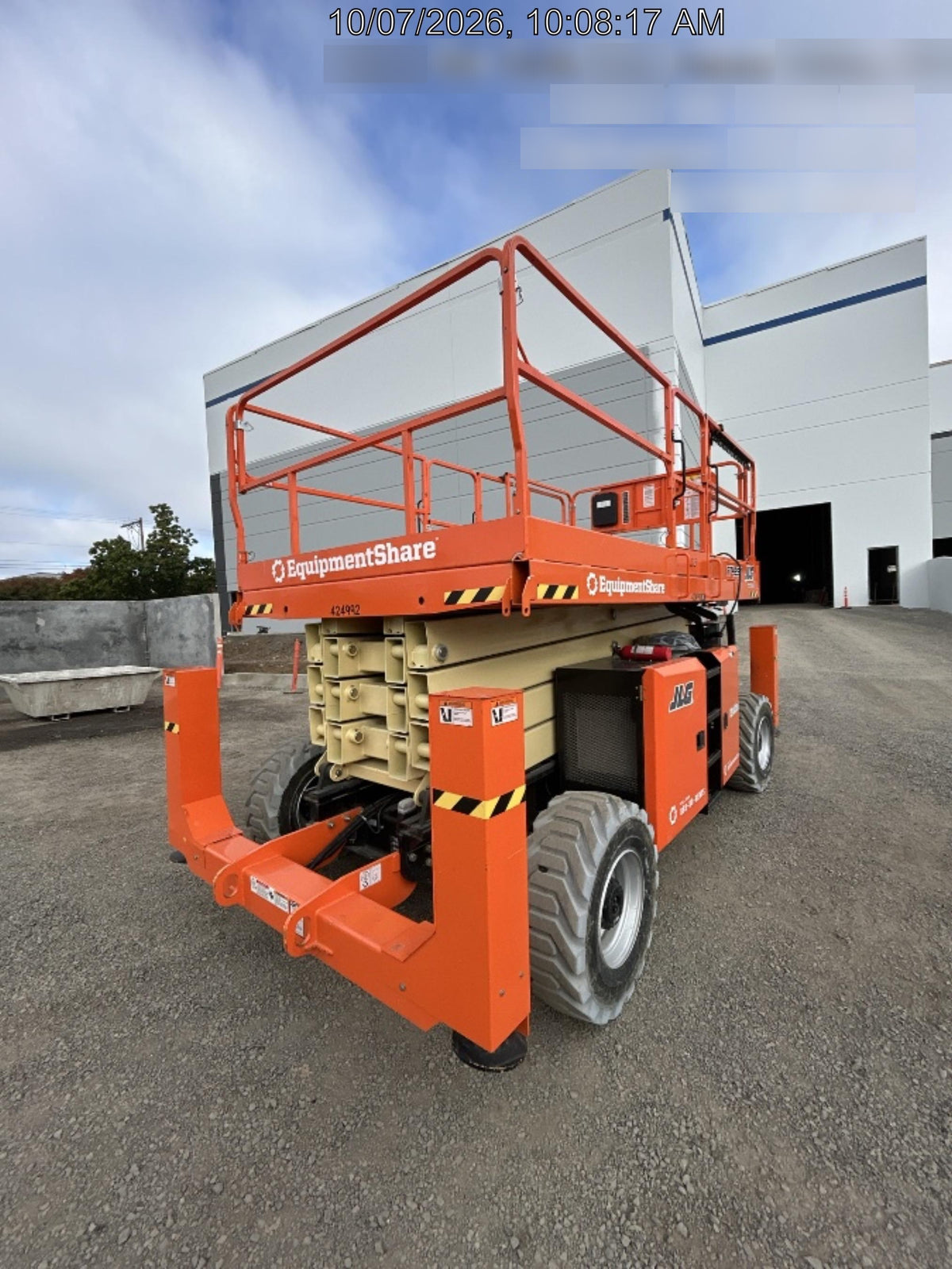 2024 JLG RT4394