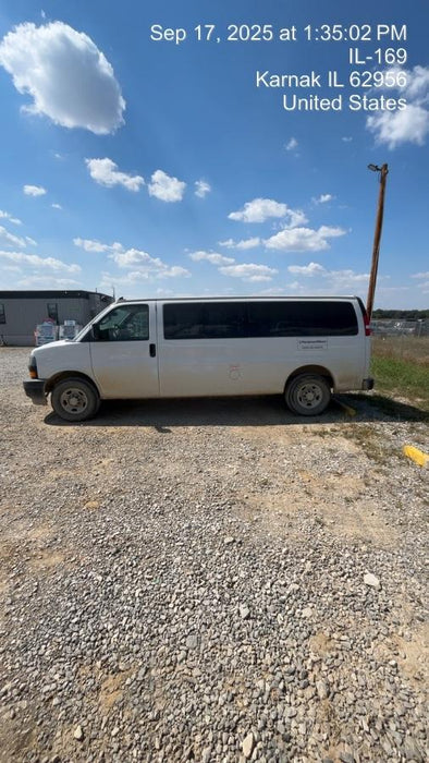 2023 CHEVROLET Express Van - Rental
