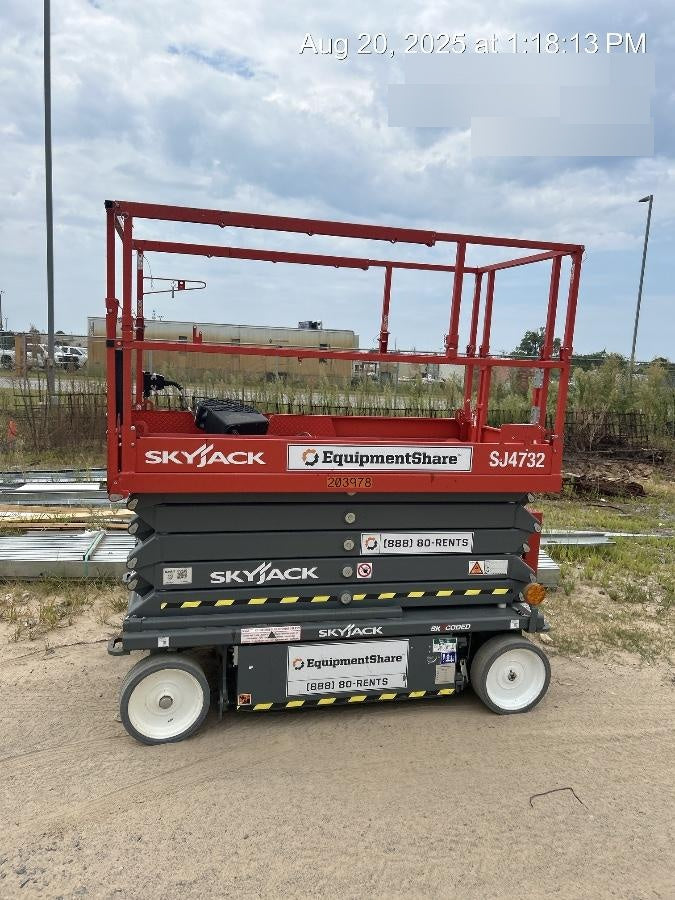2022 SKYJACK SJ4732