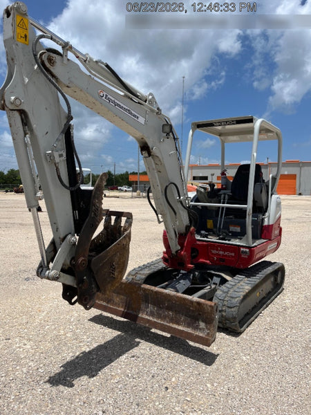 2023 TAKEUCHI TB235-2R
