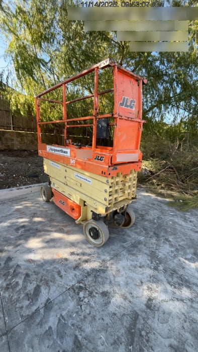 2016 JLG 2632ES