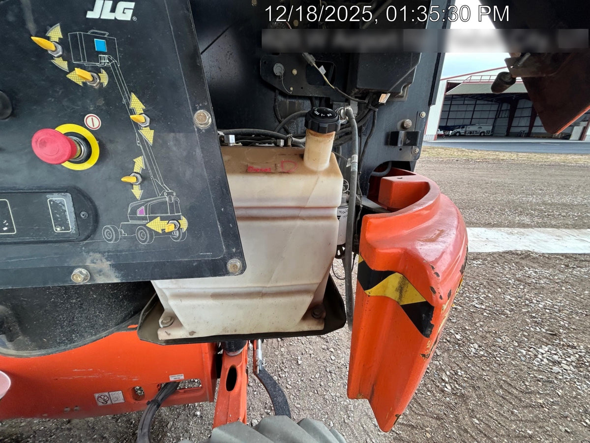 2021 JLG 400S