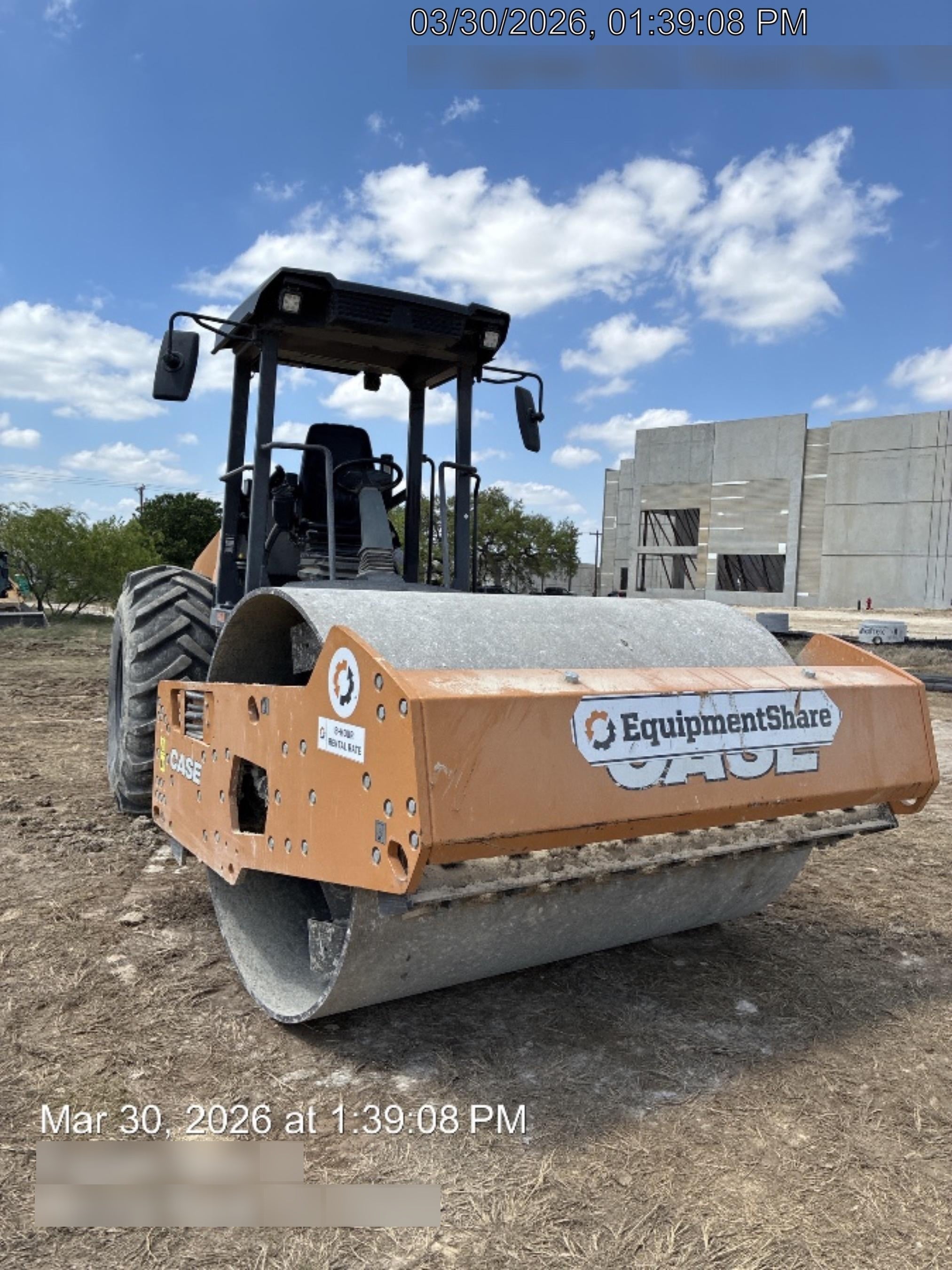 2023 CASE SV211E