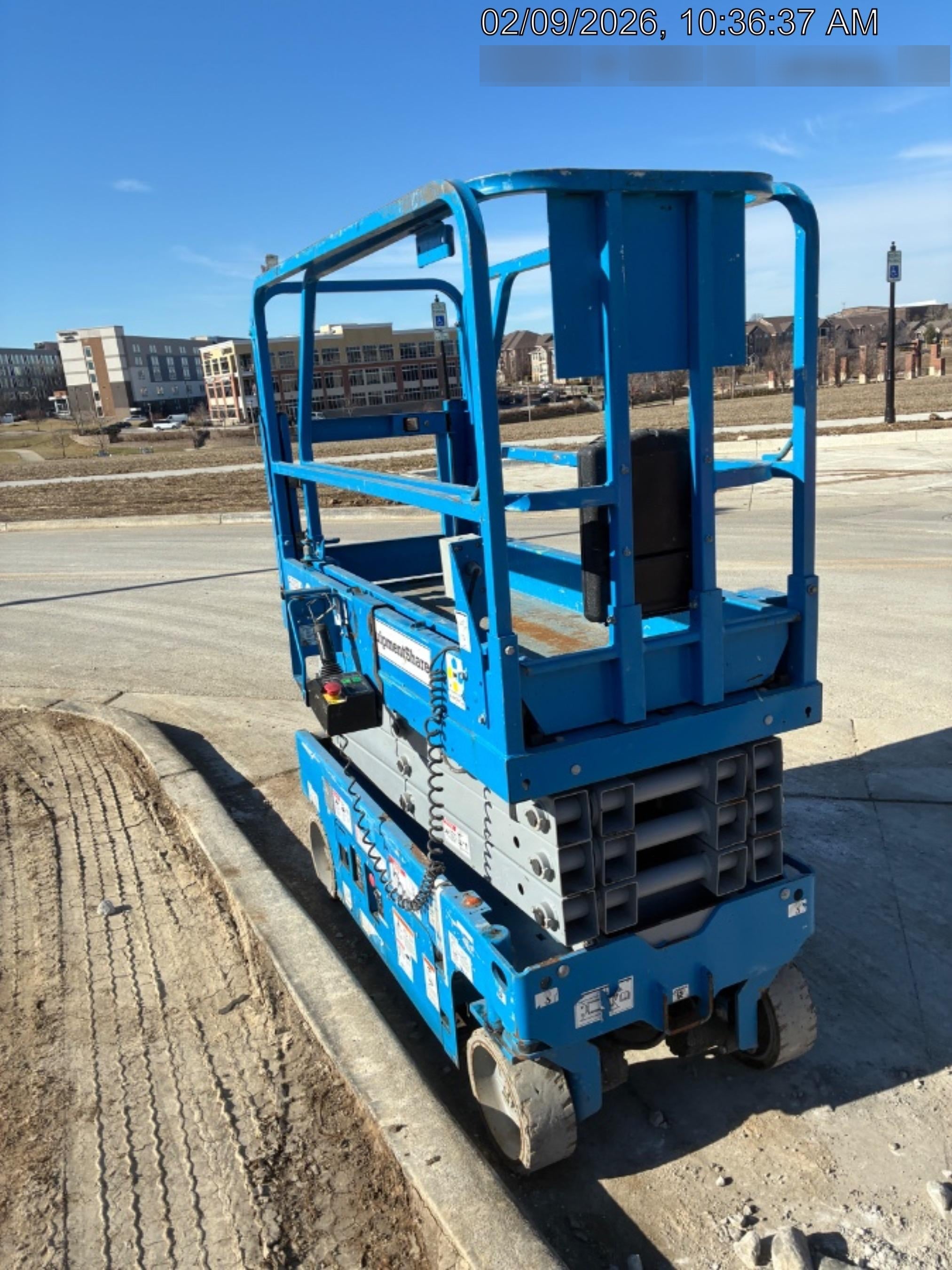 2020 Genie GS-1930 Solid Non Marking Tires, Beacon, Folding rails with half height swing gate