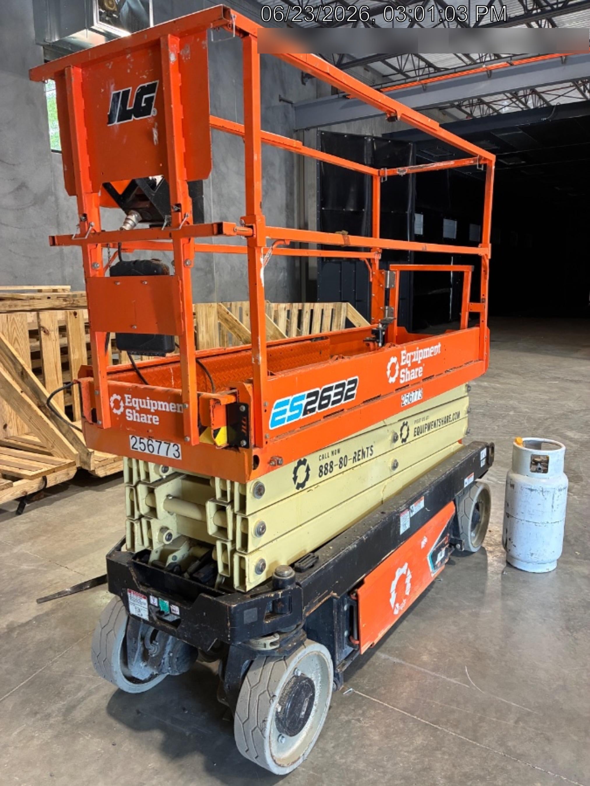 2022 JLG ES2632