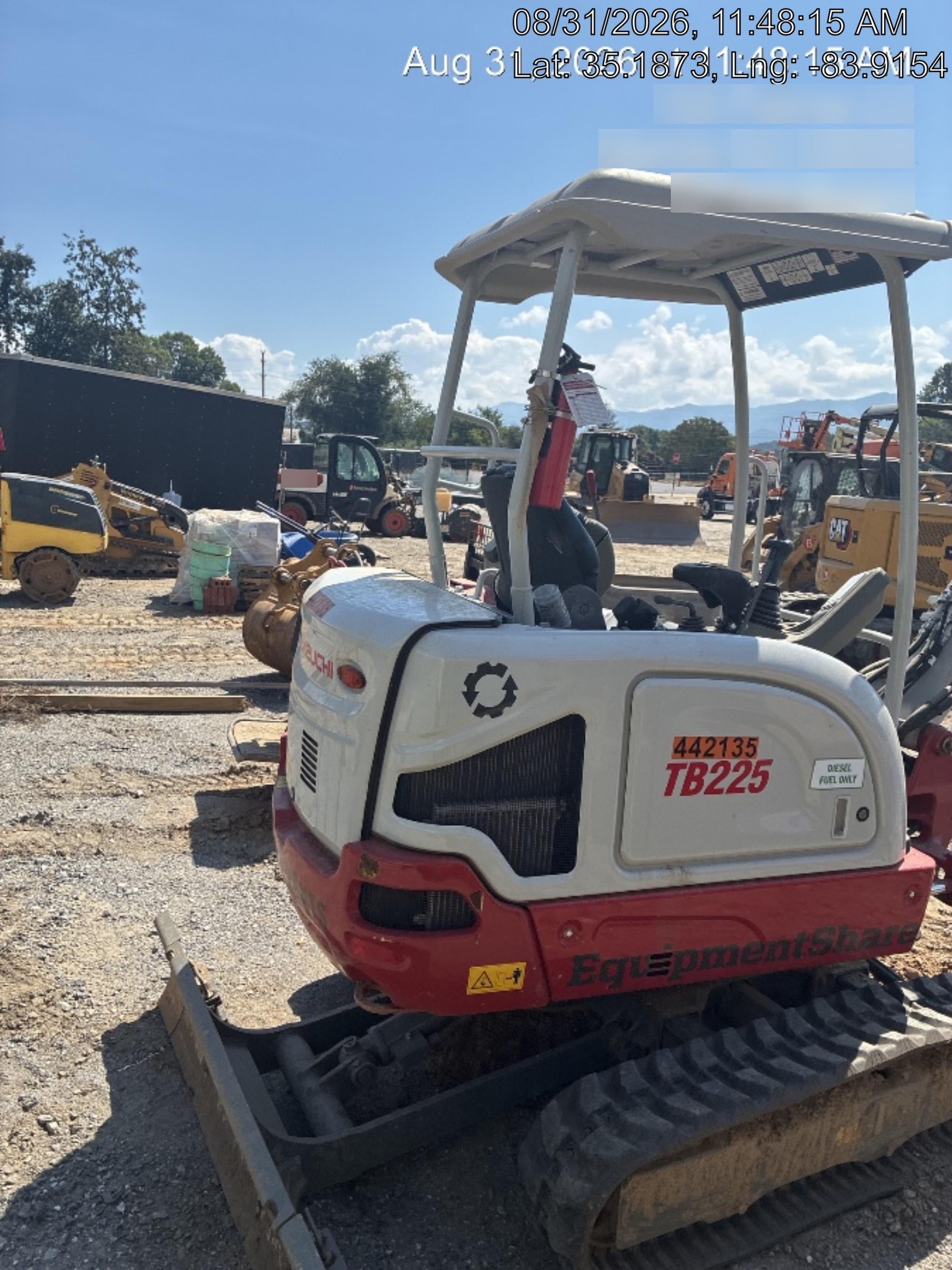 2023 TAKEUCHI TB225R