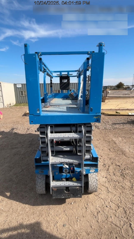 2023 GENIE GS-2632