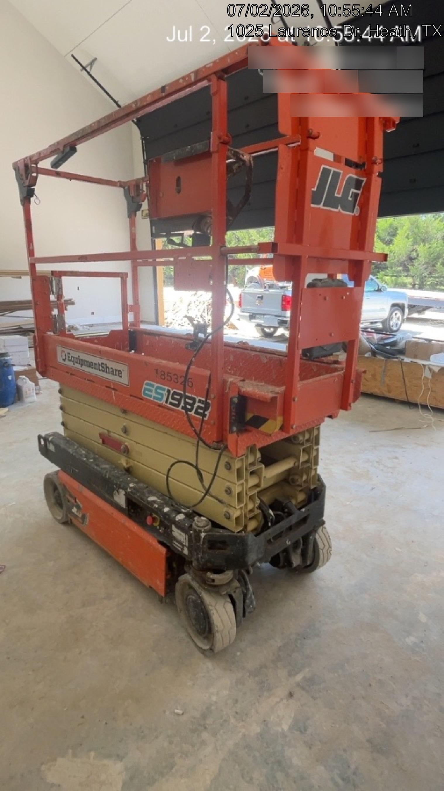 2021 JLG ES1932
