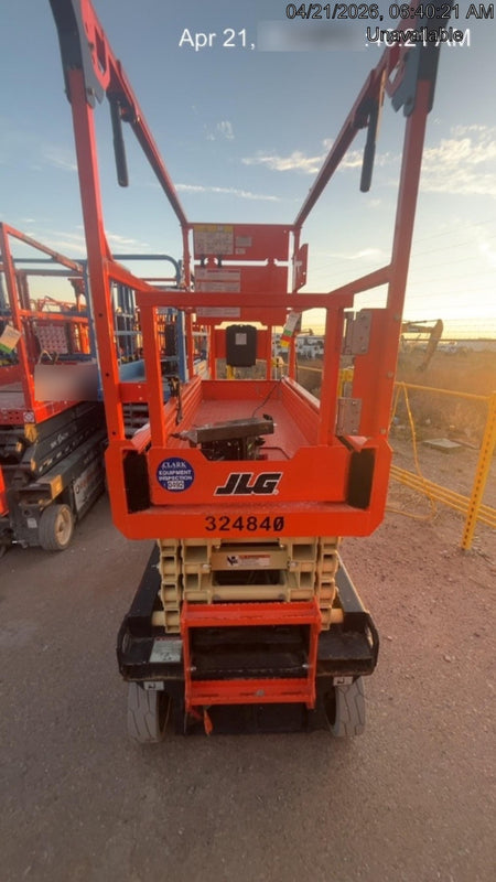 2023 JLG ES1932