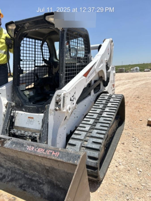 2021 BOBCAT T740
