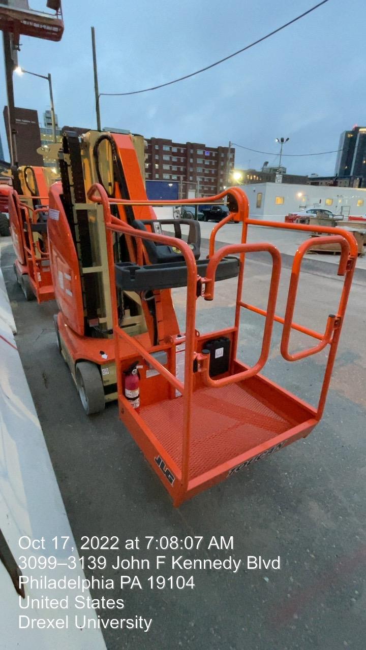 2022 JLG 26E