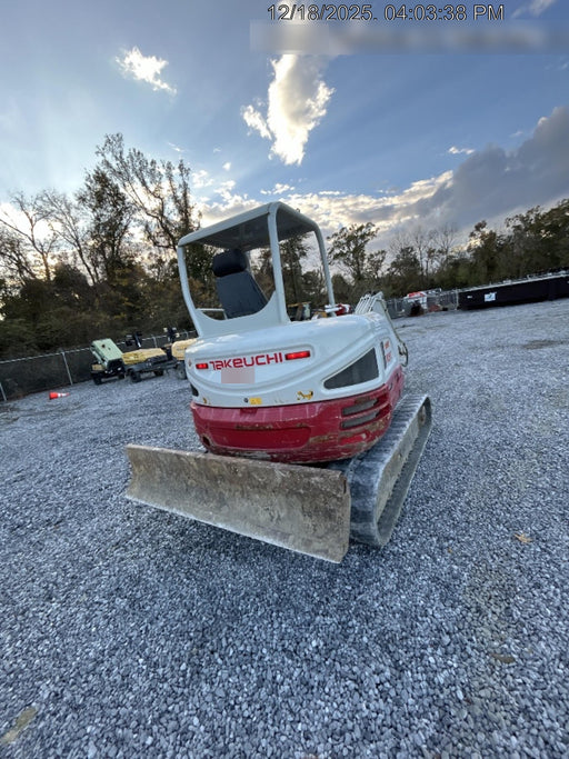 2021 TAKEUCHI TB250-2