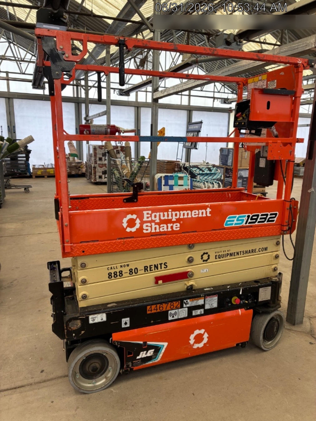 2024 JLG ES1932
