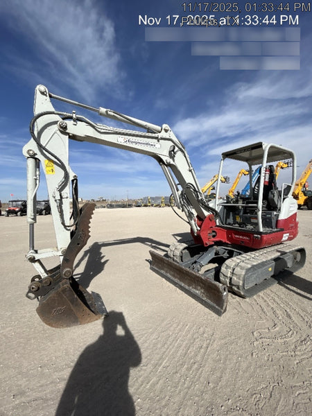2023 TAKEUCHI TB250-2R