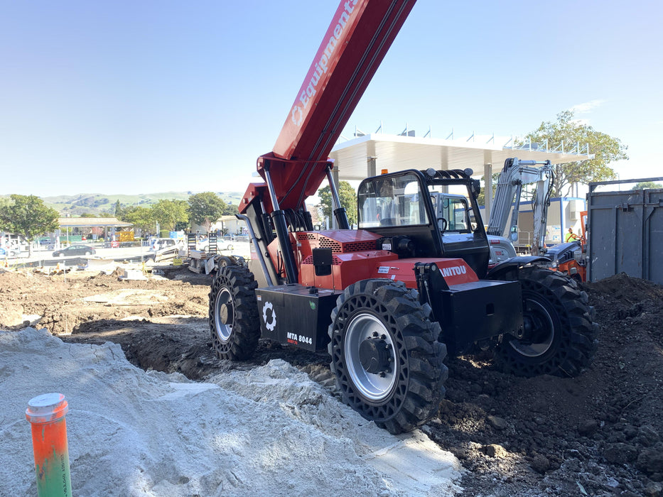 2020 MANITOU MTA8044