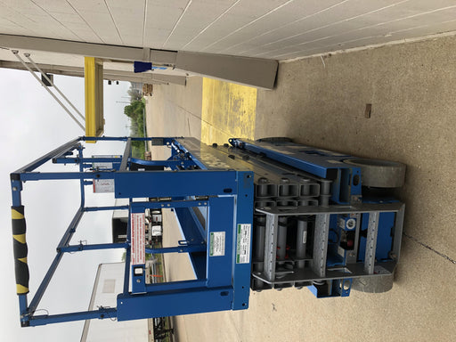 2019 Genie GS-2632 Folding rails with half height swing gate