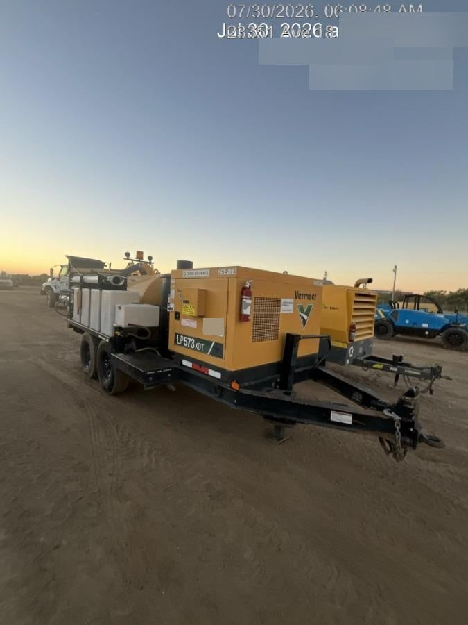 2022 VAC-TRON LP573XDT