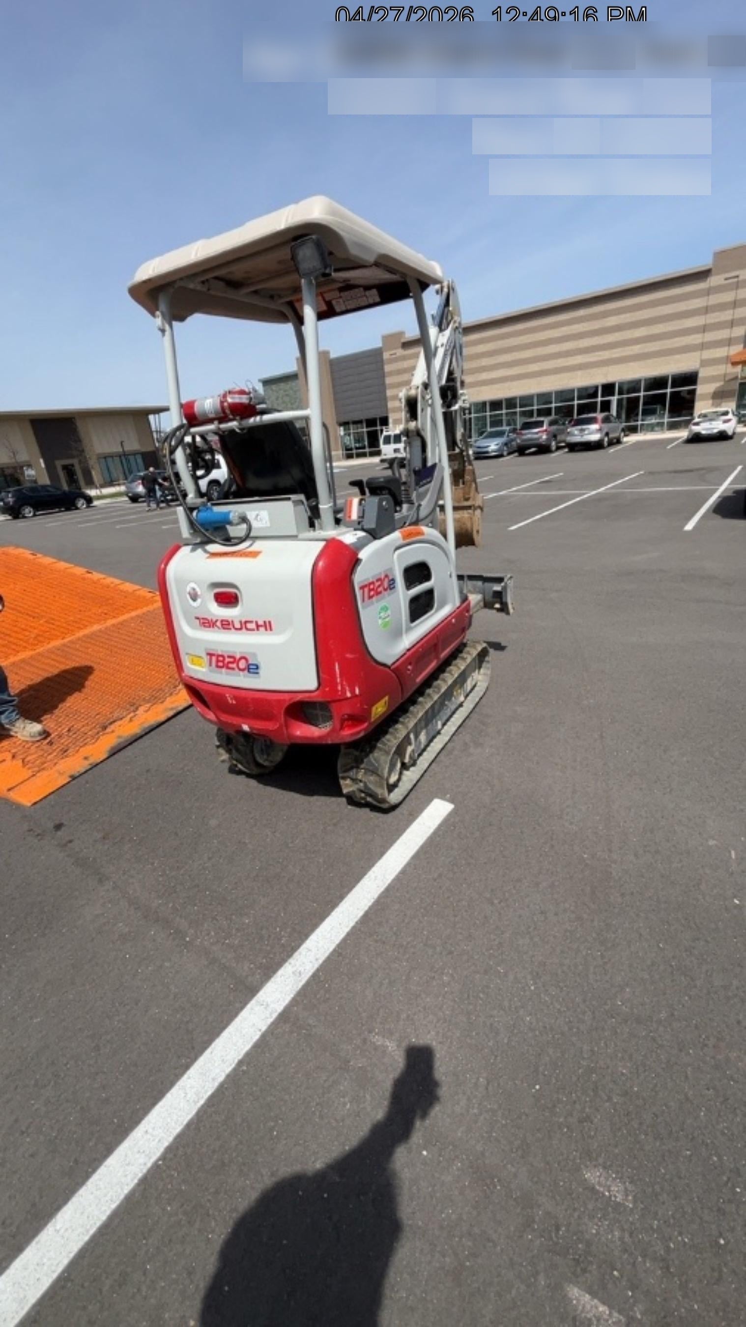 2023 TAKEUCHI TB20e