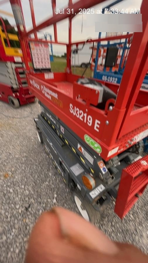 2024 SKYJACK SJ3219E